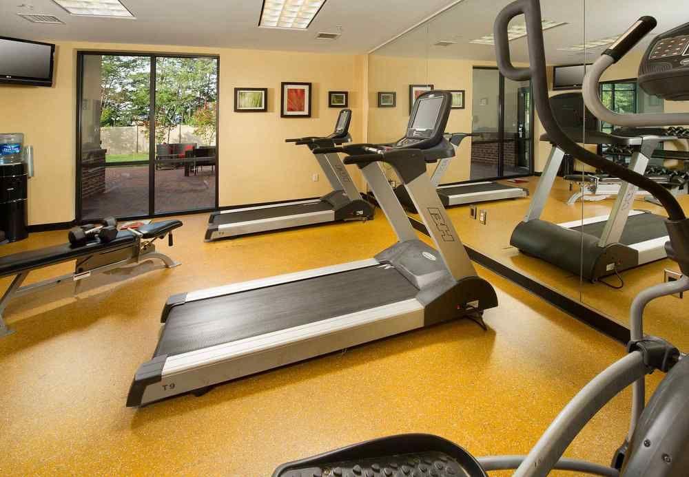 מלון Courtyard By Marriott וולדורף מראה חיצוני תמונה