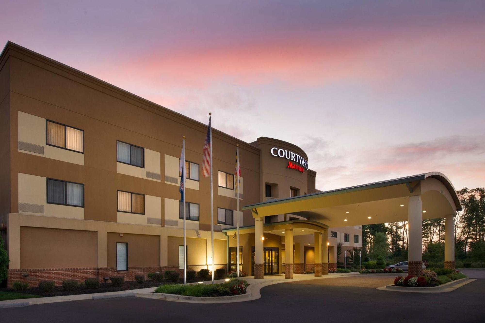 מלון Courtyard By Marriott וולדורף מראה חיצוני תמונה