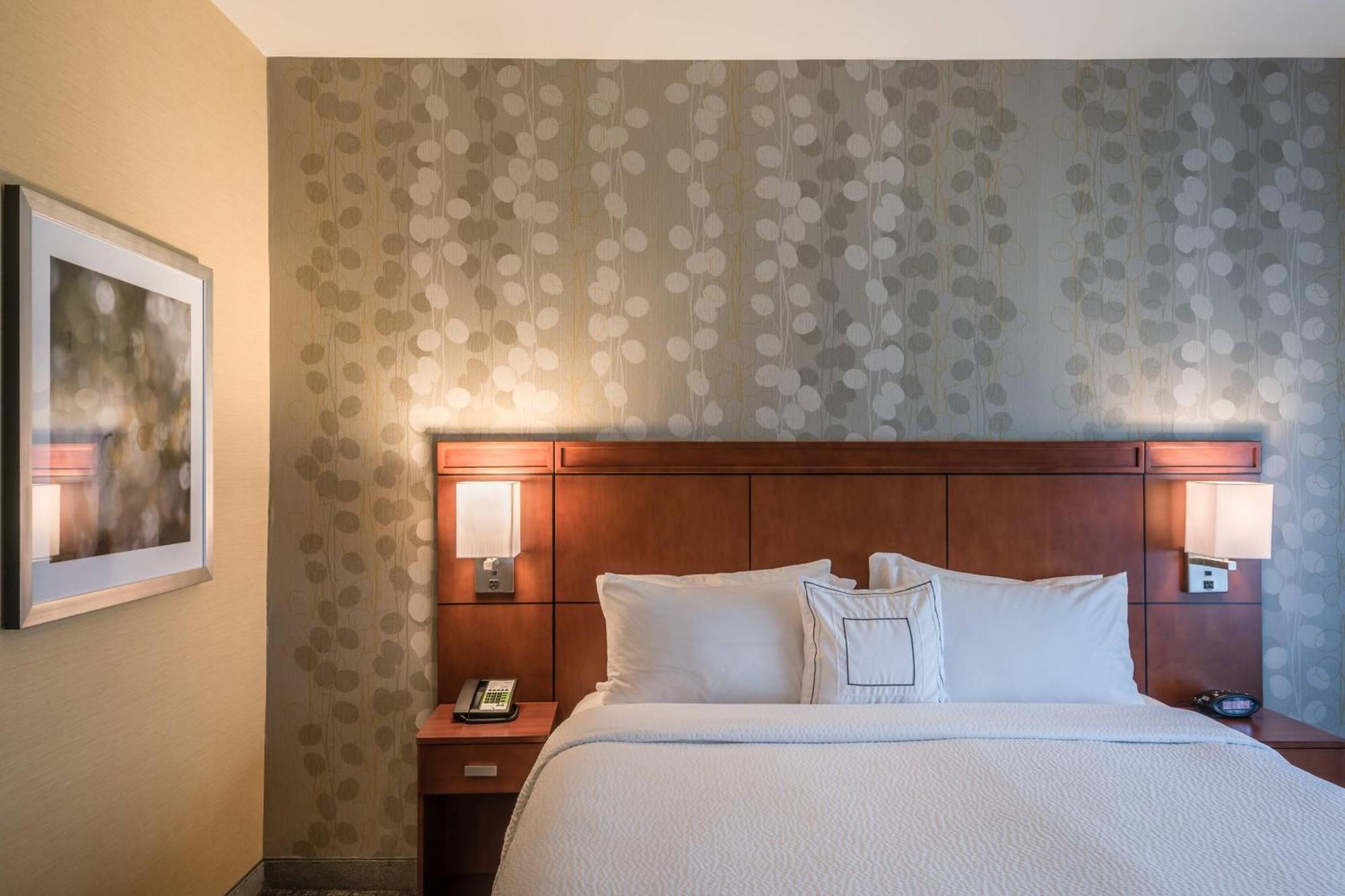 מלון Courtyard By Marriott וולדורף מראה חיצוני תמונה